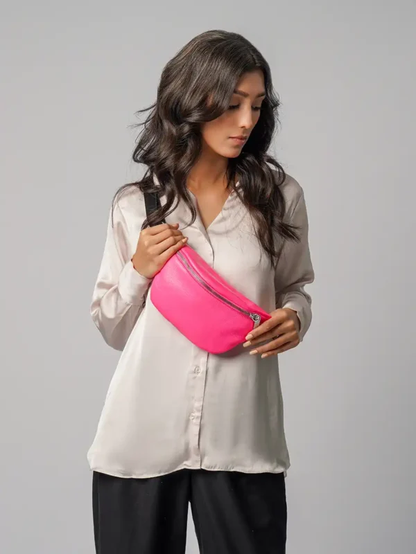 Girl-Carrying-Expedition-Sling-Bag-Pink-Cahlah