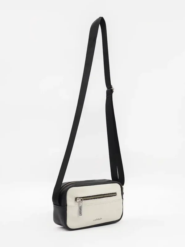 Pathfinder-Sling-Bag-Black-Side-View