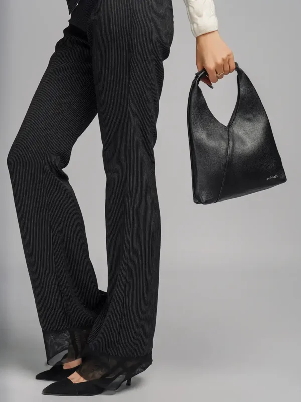 Woman-Photoshoot-Designer-Handbag-Mira-Black-Cahlah-au
