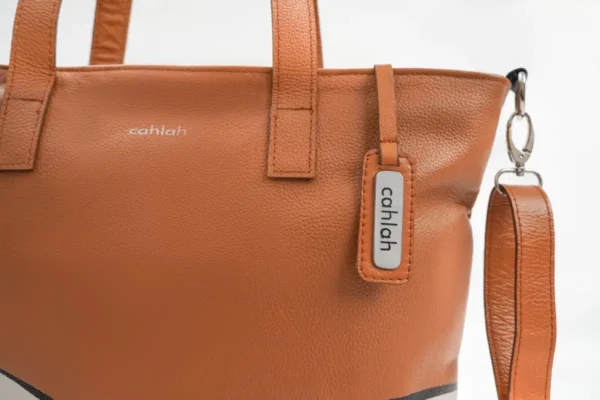 Bondi-Waves-Tote-Bag-Closeup-View
