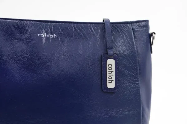 Solis-Tote-Bag-Navy-Leather-Closeup-View